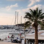 Lägenhet Margaret Luxury Naxos City